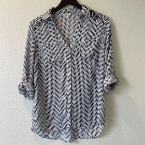 Candie's Shirt Blouse, Lace Up Shoulders, Long Roll Tab Sleeves V Neck SZ Large